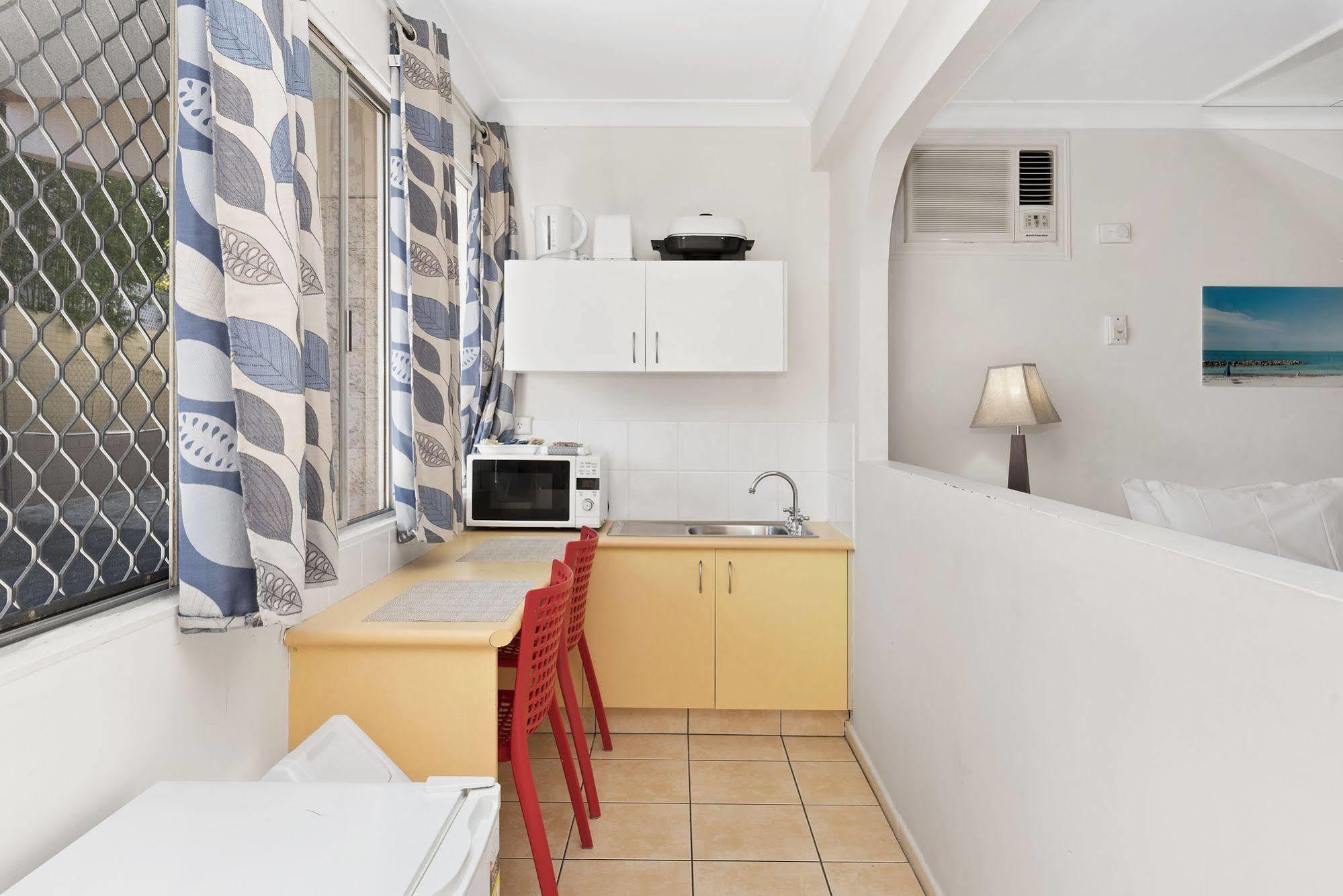 Browns At Broadbeach Aparthotel Gold Coast